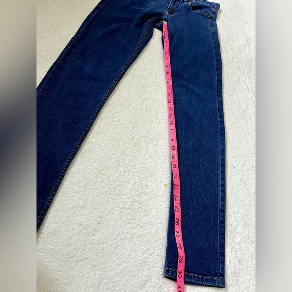 Patagonia Medium Wash Mid-Rise Classic Skinny Jean - Size 29 - Picture 5 of 10